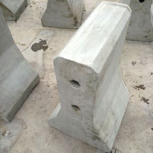隔离墩